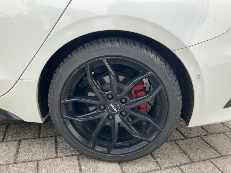 Kia pro_cee'd 1.6 TGDI GT 2023 – снимка 5