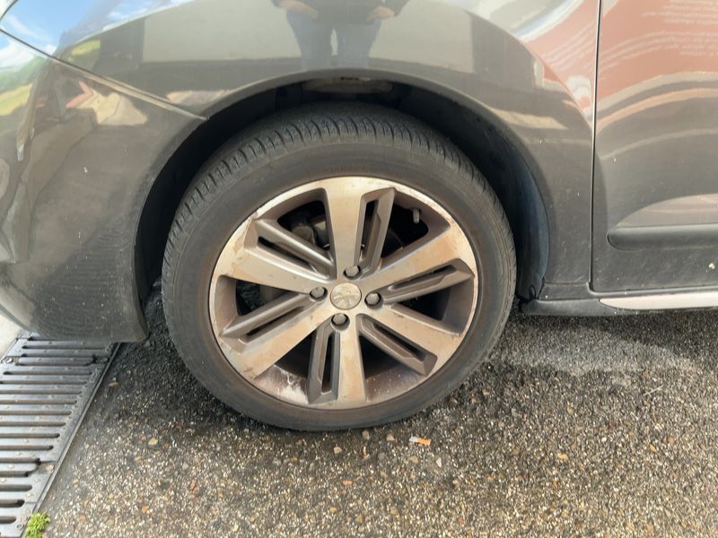 Peugeot 3008 1.6 Blue-HDi Allure 2016 – снимка 3