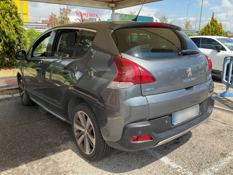 Peugeot 3008 1.6 Blue-HDi Allure 2016 – снимка 6
