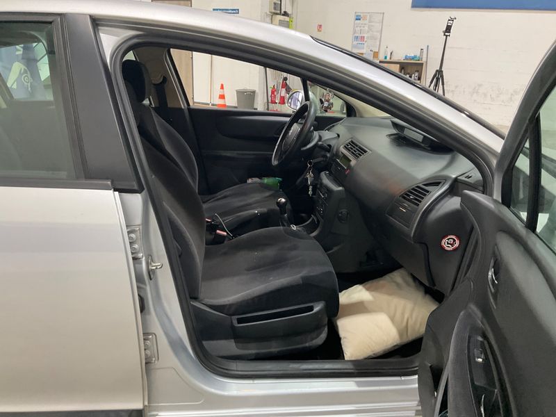 Citroen C4 1.6 VTi Confort 2009 – снимка 3