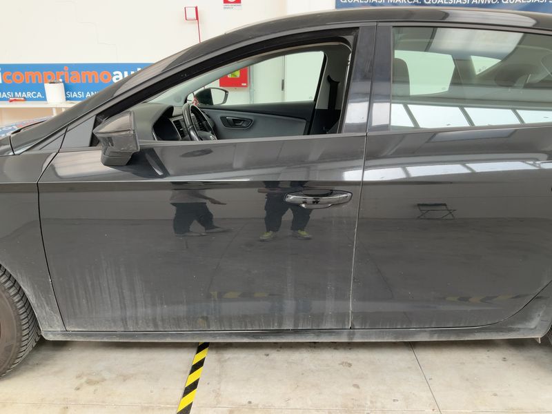 Seat Leon 1.6 TDI Style 2020 – снимка 4
