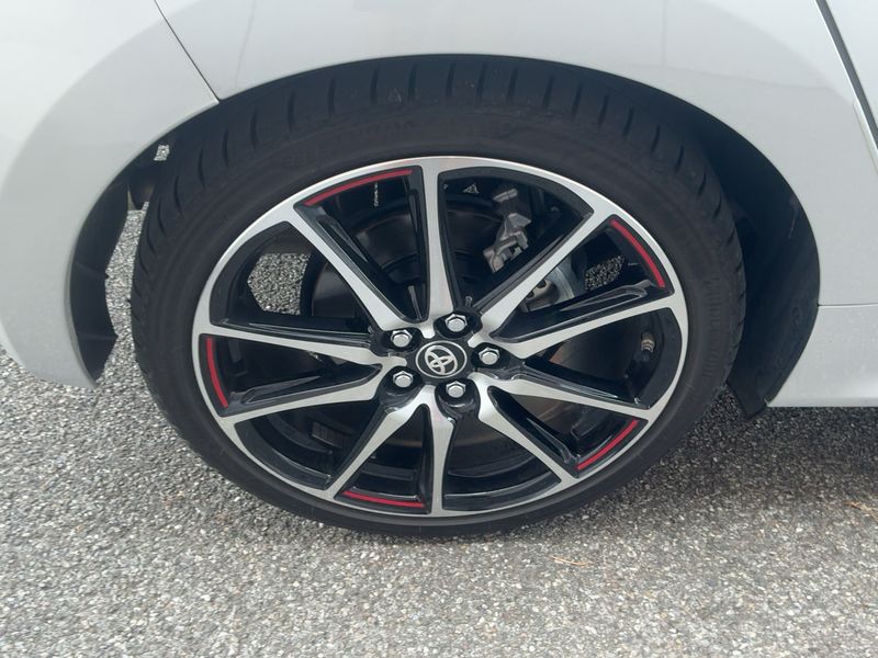 Toyota Yaris 1.5 Hybrid GR Sport 2024 – снимка 9