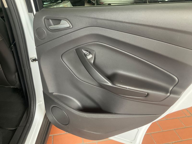 Ford C-Max 1.5 EcoBoost Titanium 2018 – снимка 22