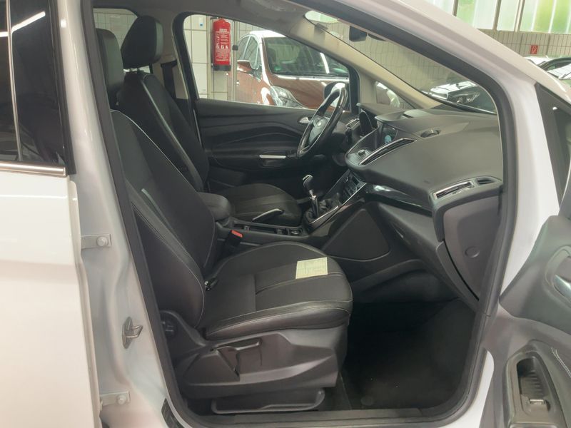 Ford C-Max 1.5 EcoBoost Titanium 2018 – снимка 17