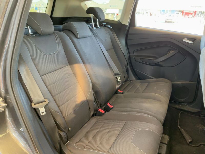 Ford Kuga 2.0 TDCi Trend 2016 – снимка 19