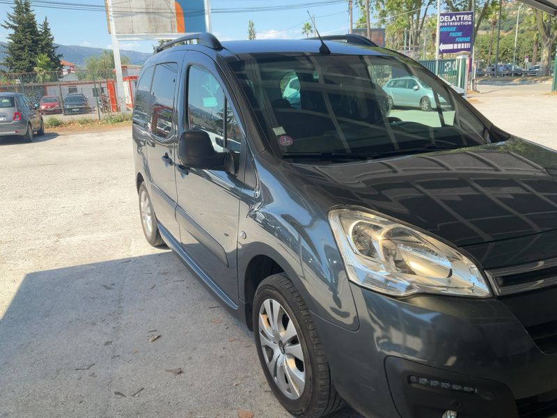 Citroen Berlingo 1.2 e-THP 20 Aniversario Edition 2017 – снимка 12