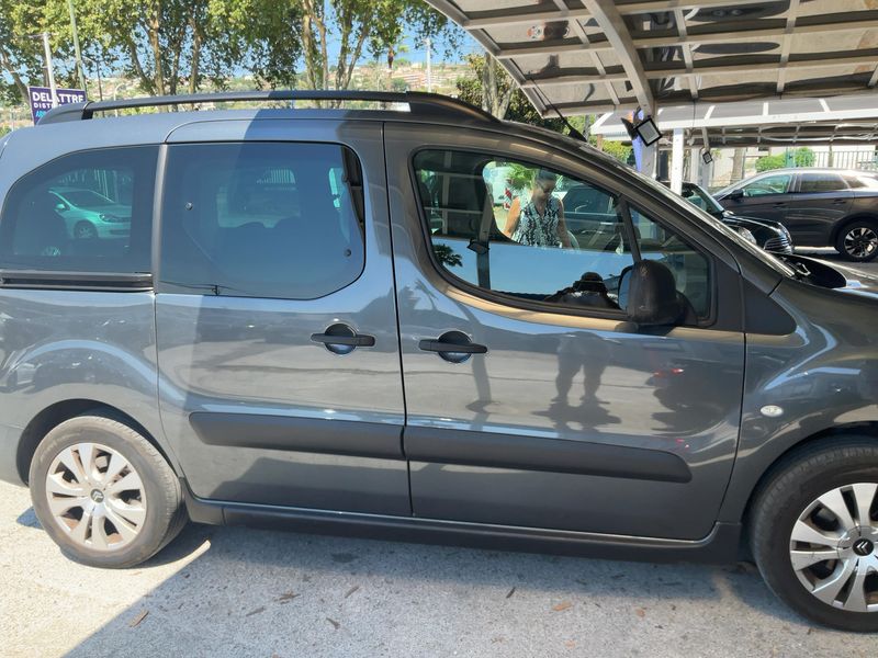 Citroen Berlingo 1.2 e-THP 20 Aniversario Edition 2017 – снимка 10