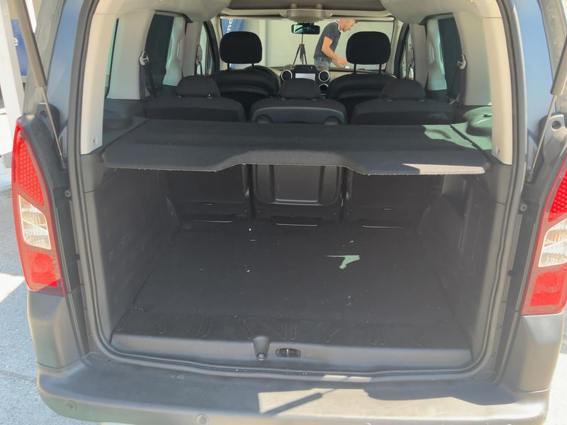 Citroen Berlingo 1.2 e-THP 20 Aniversario Edition 2017 – снимка 15