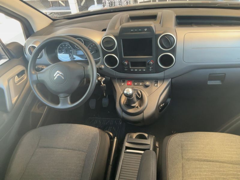 Citroen Berlingo 1.2 e-THP 20 Aniversario Edition 2017 – снимка 17