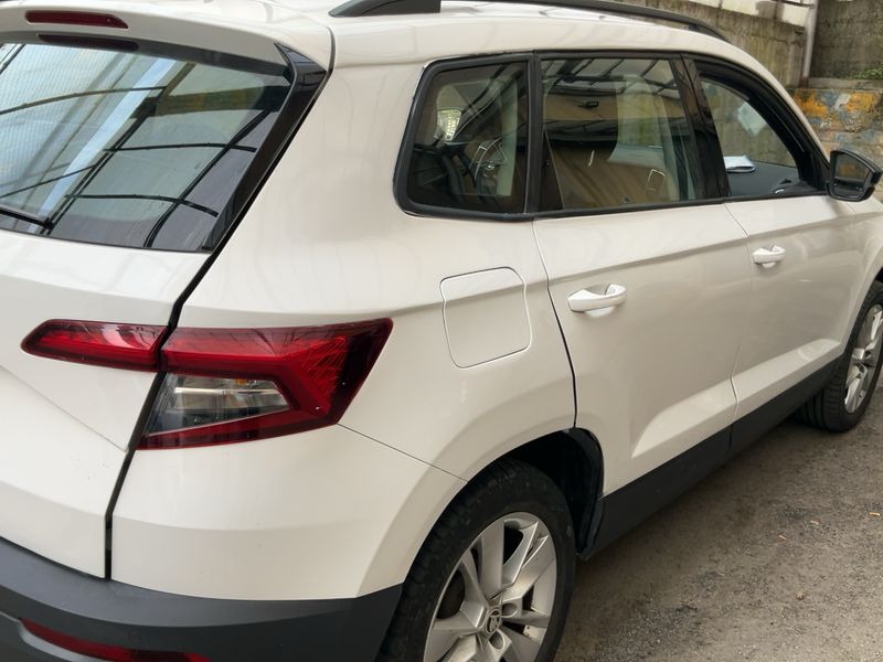Skoda Karoq 1.0 TSI Ambition 2020 – снимка 8