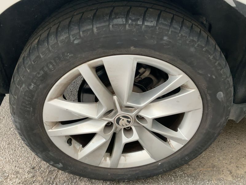 Skoda Karoq 1.0 TSI Ambition 2020 – снимка 9