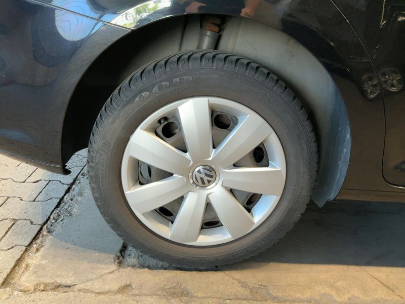 Volkswagen Touran 1.6 TDI Comfortline 2012 – снимка 9