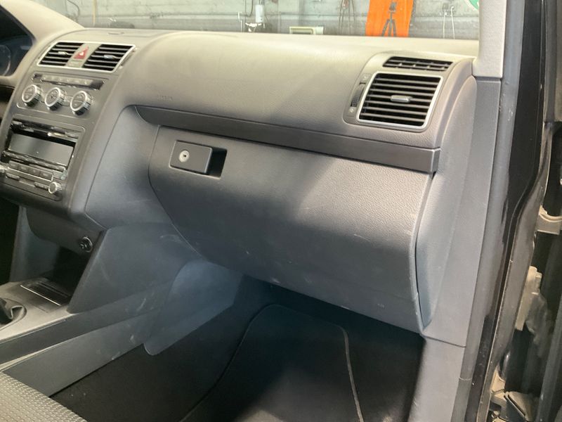 Volkswagen Touran 1.6 TDI Comfortline 2012 – снимка 33