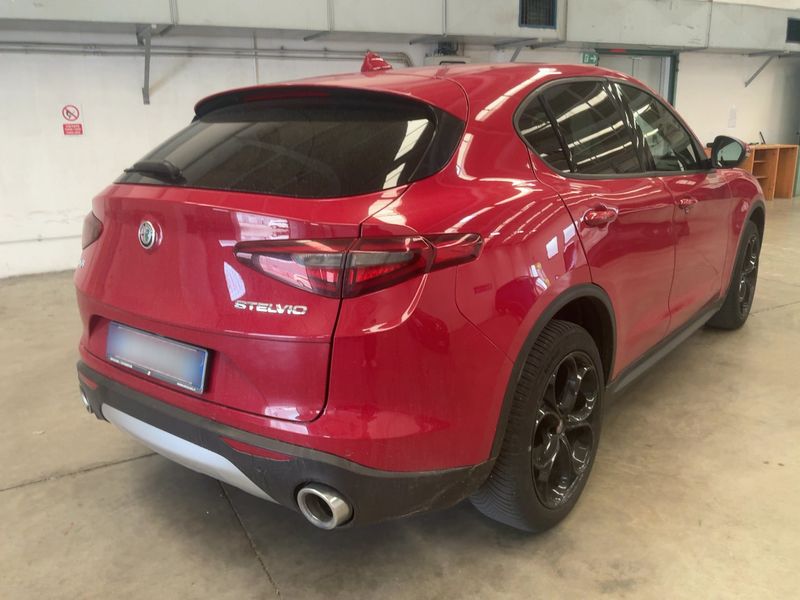 Alfa Romeo Stelvio 2.2 JTDM Business Q4 2019 – снимка 8