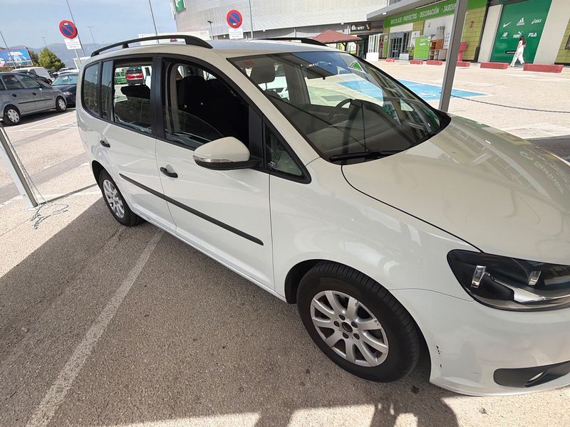 Volkswagen Touran 1.6 TDI Edition 2015 – снимка 12