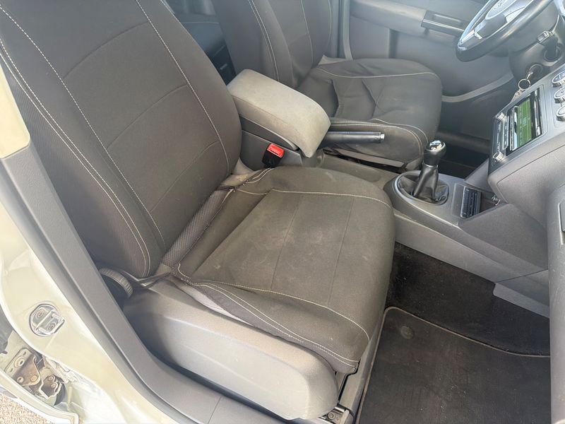 Volkswagen Touran 1.6 TDI Edition 2015 – снимка 28