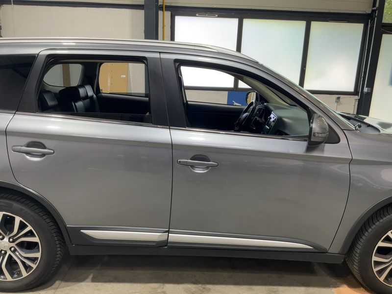Mitsubishi Outlander 2.2 DI-D Intense ClearTec 4WD 2016 – снимка 10