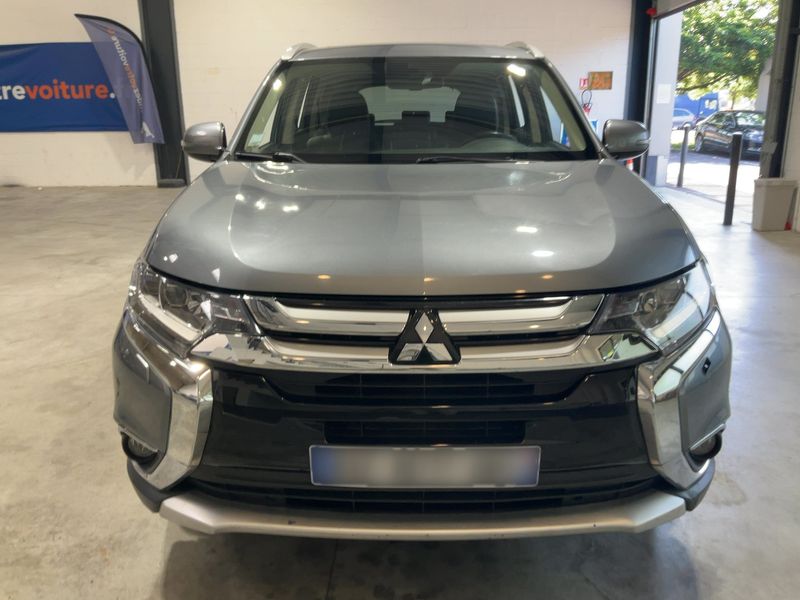 Mitsubishi Outlander 2.2 DI-D Intense ClearTec 4WD 2016 – снимка 14