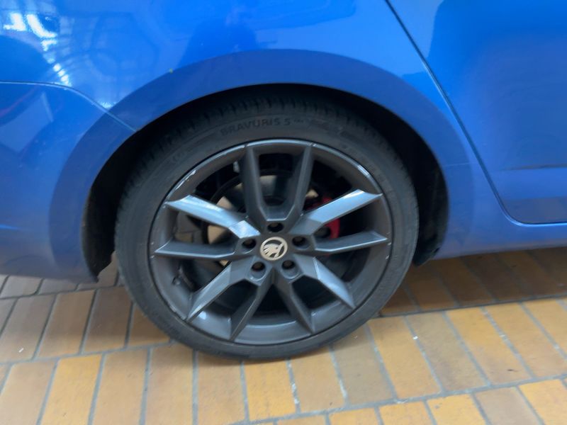 Skoda Octavia 2.0 TDI RS 2015 – снимка 9