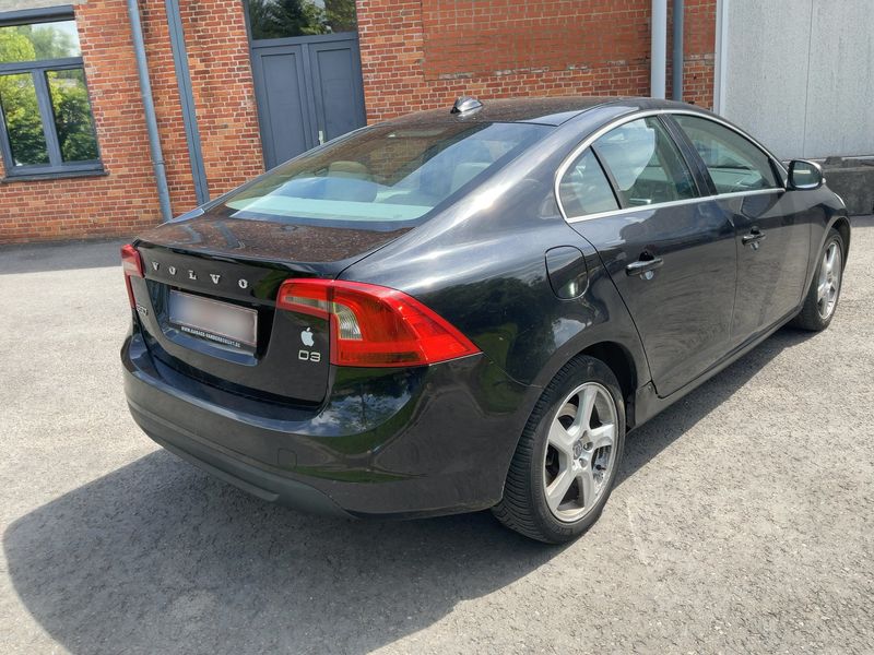 Volvo S60 2.0 D4 Momentum 2011 – снимка 8