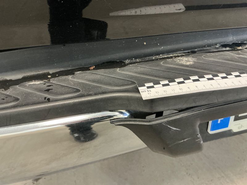 Nissan Navara NP-300 2.3 dCi Tekna+ Double Cab 4x4 2018 – снимка 32