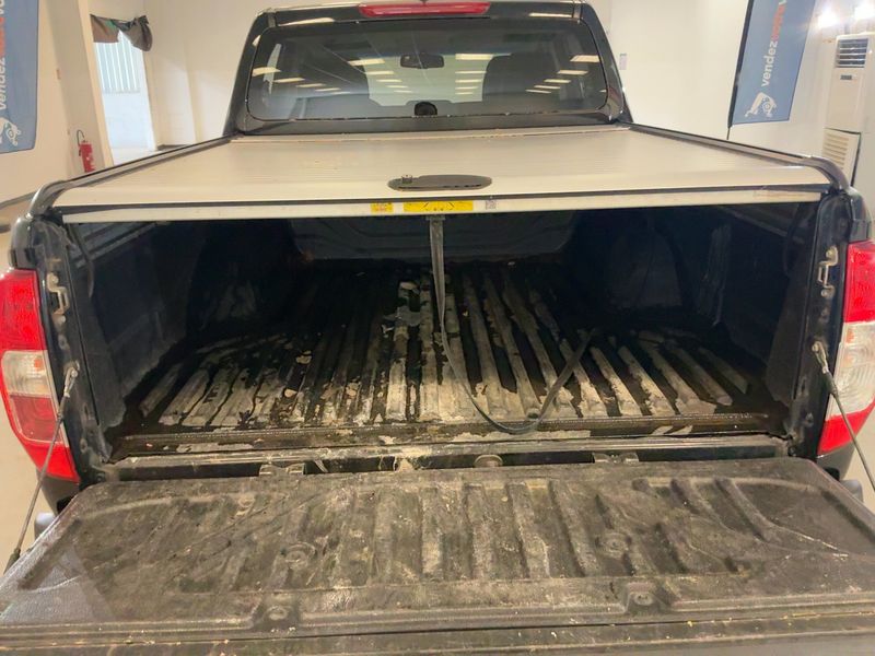 Nissan Navara NP-300 2.3 dCi Tekna+ Double Cab 4x4 2018 – снимка 15