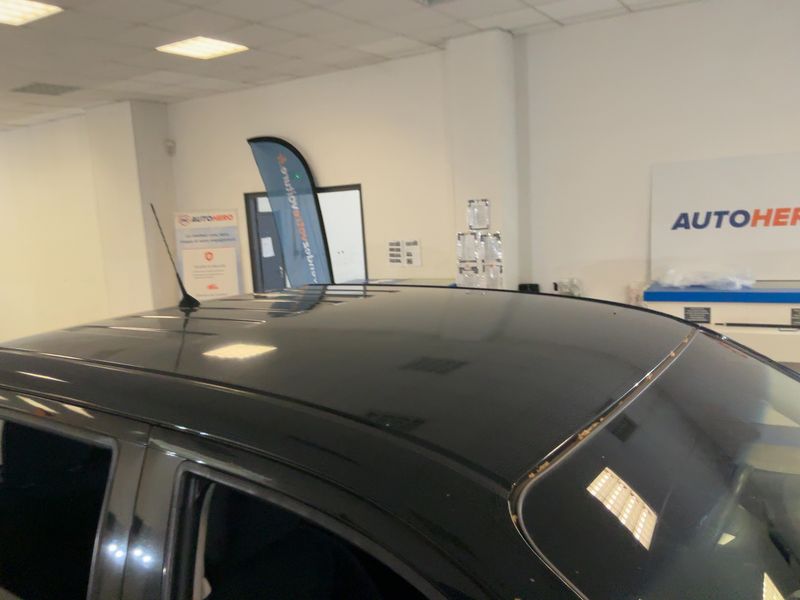 Nissan Navara NP-300 2.3 dCi Tekna+ Double Cab 4x4 2018 – снимка 13