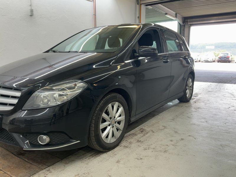 Mercedes-Benz B-Klasse B 180 CDI 2013 – снимка 2