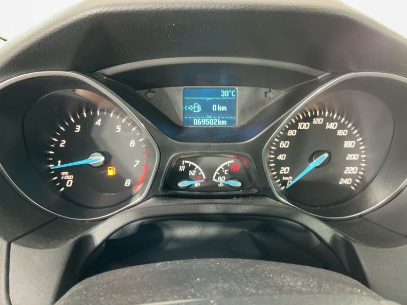 Ford Focus 1.0 EcoBoost SYNC Edition 2014 – снимка 19