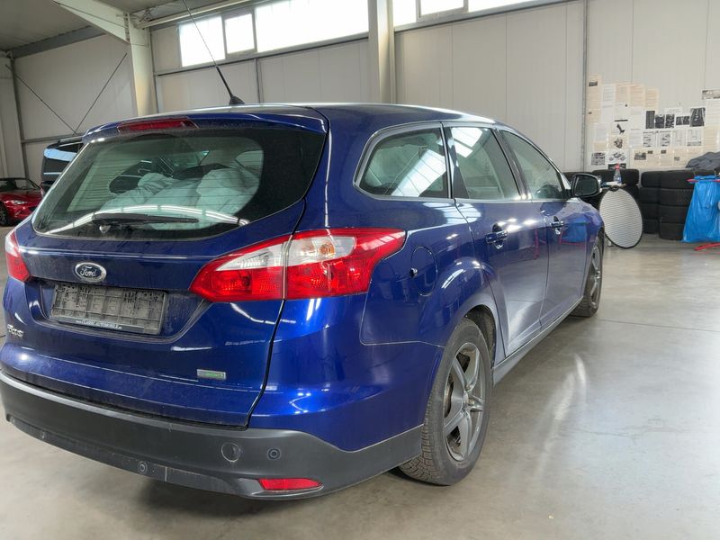 Ford Focus 1.0 EcoBoost SYNC Edition 2014 – снимка 8