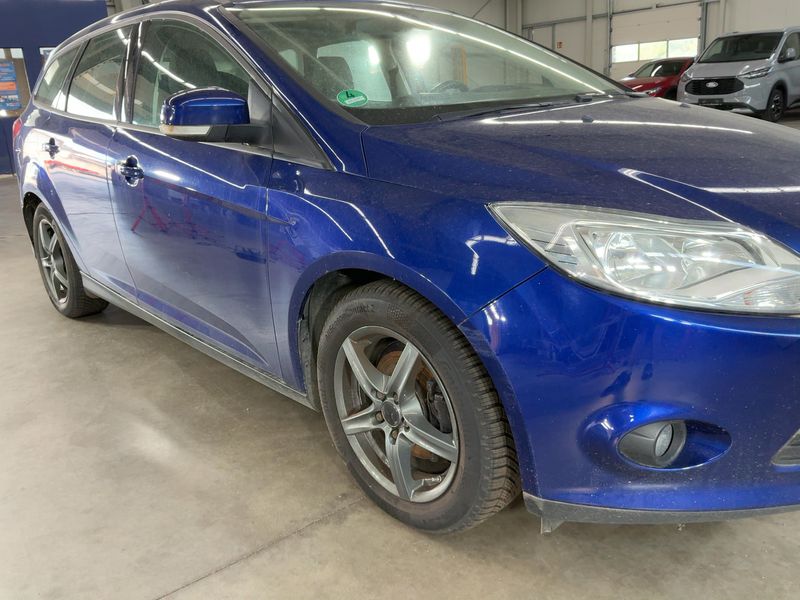Ford Focus 1.0 EcoBoost SYNC Edition 2014 – снимка 12