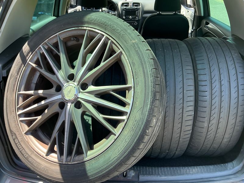 Volkswagen Golf VI 1.6 TDI Trendline BlueMotion Tech 2011 – снимка 9