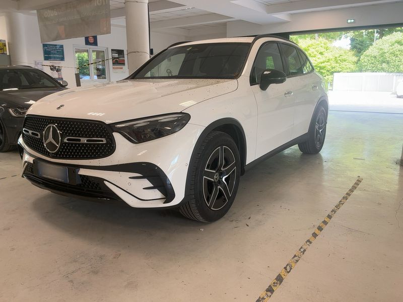 Mercedes-Benz GLC-Klasse GLC 220 d Mild-Hybrid 4Matic AMG Line 2023 – снимка 2
