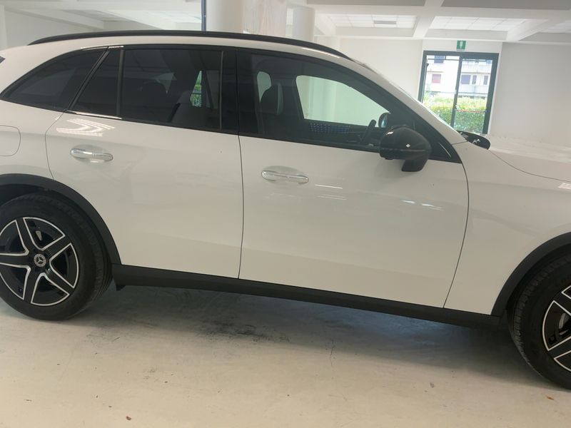 Mercedes-Benz GLC-Klasse GLC 220 d Mild-Hybrid 4Matic AMG Line 2023 – снимка 10
