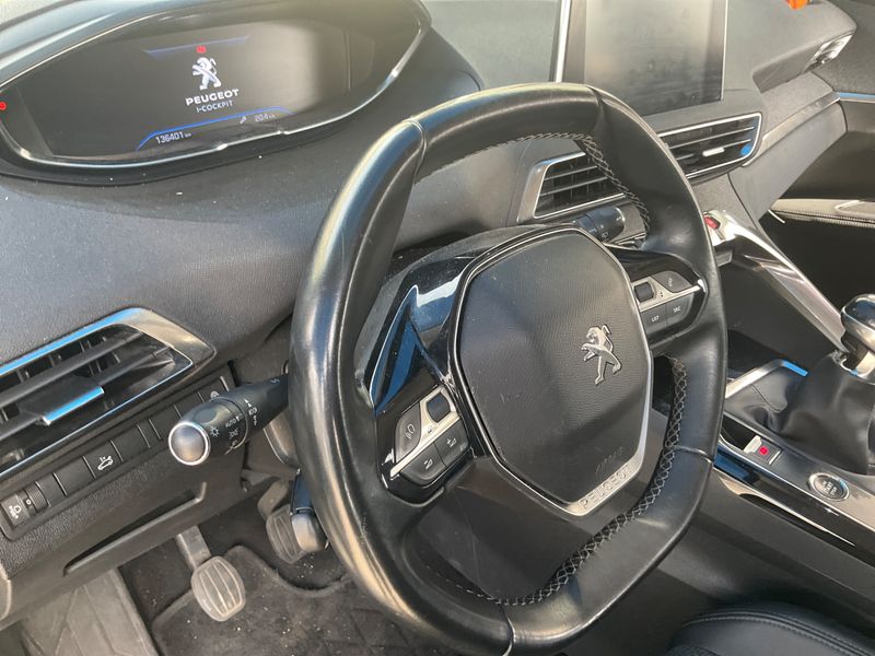 Peugeot 5008 1.5 Blue-HDi Allure 2020 – снимка 26