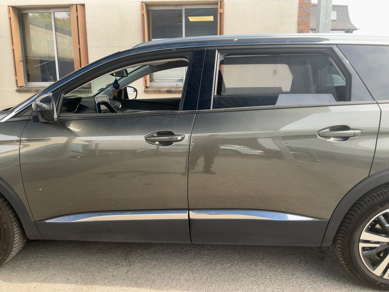 Peugeot 5008 1.5 Blue-HDi Allure 2020 – снимка 4