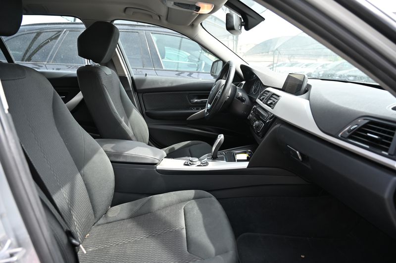BMW 3er 320d xDrive Advantage 2017 – снимка 10