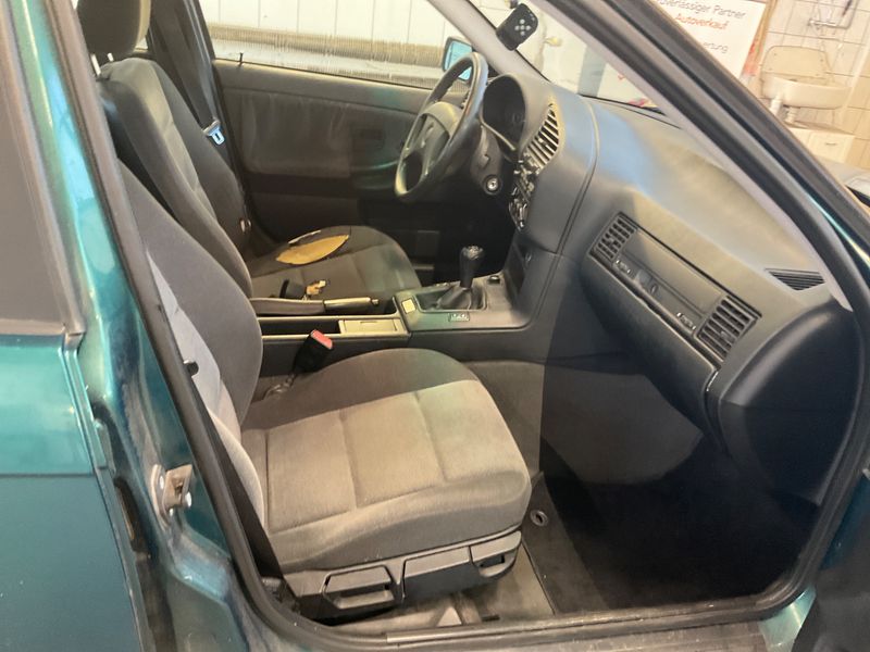 BMW 3er 318i 1993 – снимка 3