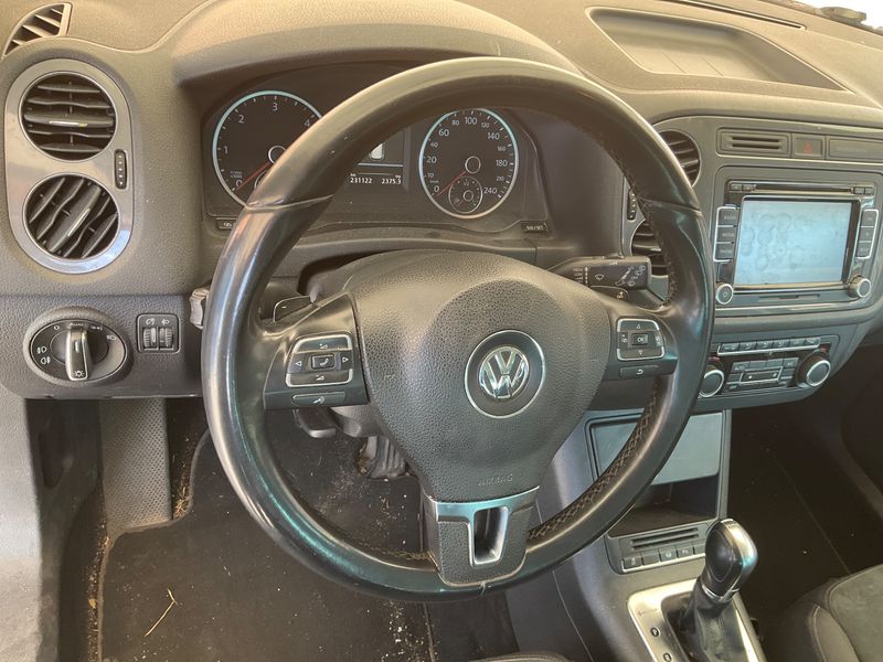 Volkswagen Tiguan 2.0 TDI Sport & Style 4Motion 2013 – снимка на щета 41