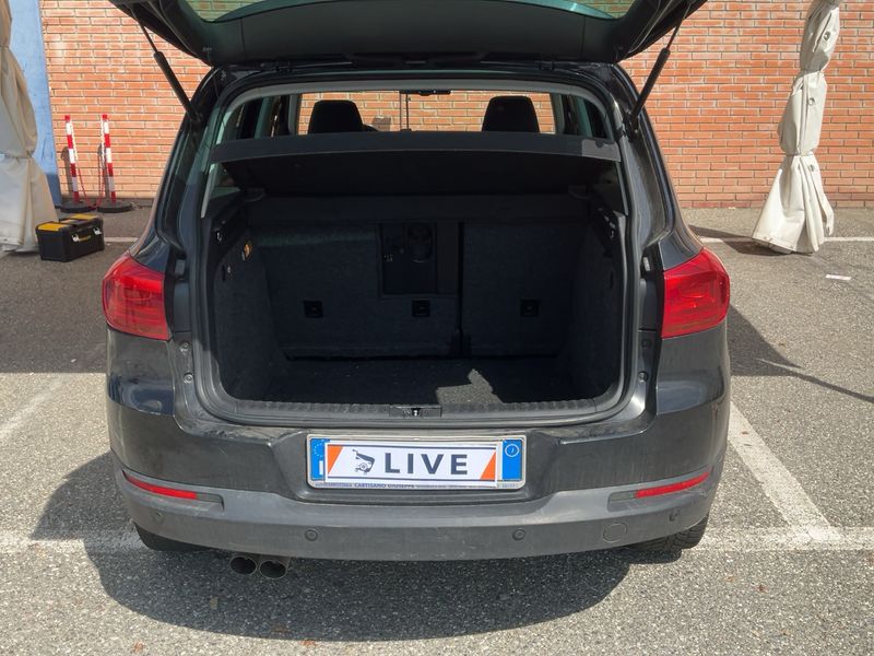 Volkswagen Tiguan 2.0 TDI Sport & Style 4Motion 2013 – снимка 15
