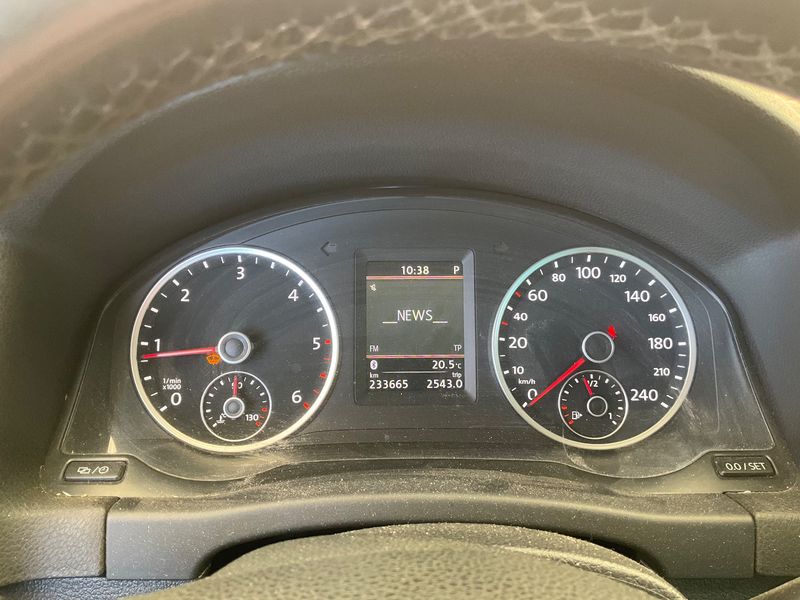 Volkswagen Tiguan 2.0 TDI Sport & Style 4Motion 2013 – снимка 18