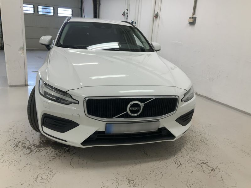 Volvo V60 2.0 D4 Momentum 2020 – снимка 14
