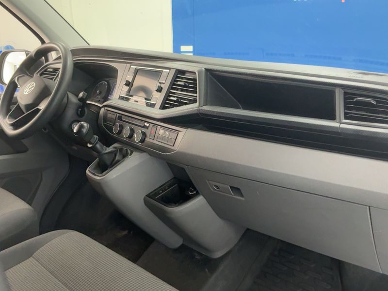 Volkswagen T6 Transporter 2.0 TDI Kasten lang FWD 2023 – снимка 17
