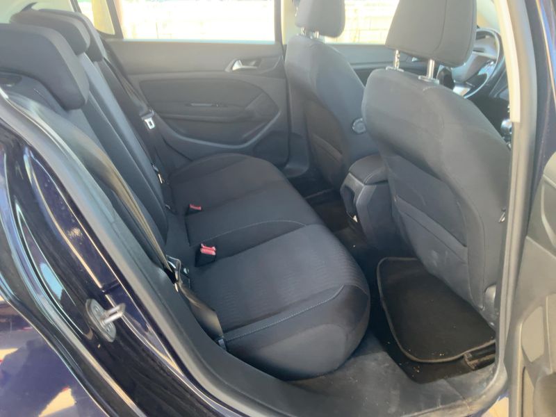 Peugeot 308 1.6 e-HDi Active 2015 – снимка 19