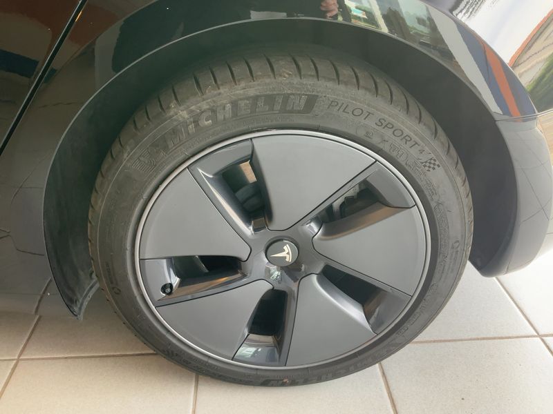 Tesla Model 3 Standard Range 2023 – снимка 5