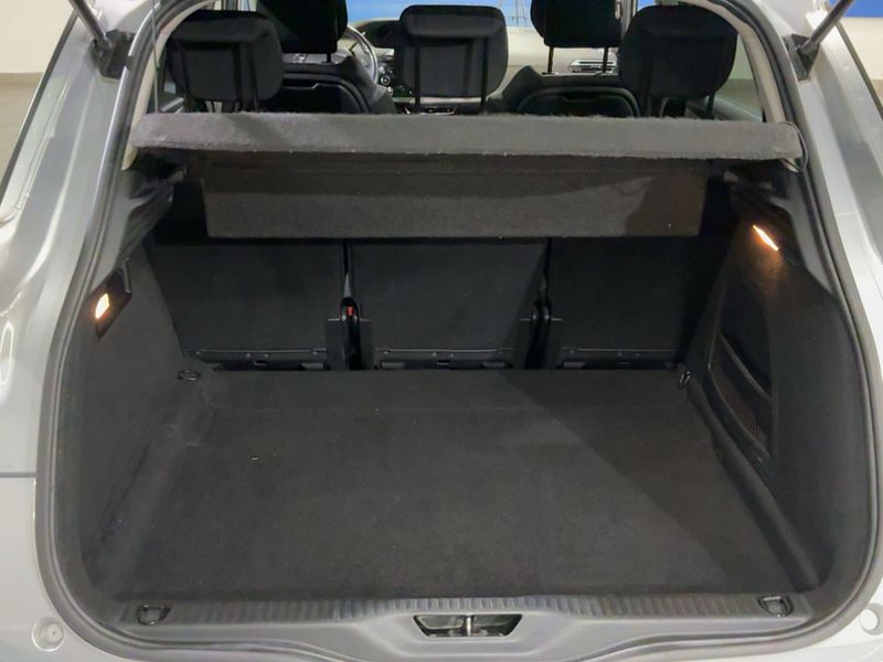 Citroen C4 Picasso 1.6 e-HDi Intensive 2015 – снимка 15