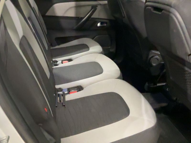 Citroen C4 Picasso 1.6 e-HDi Intensive 2015 – снимка 19