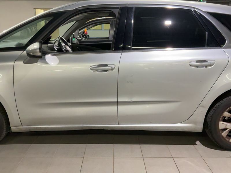 Citroen C4 Picasso 1.6 e-HDi Intensive 2015 – снимка 4