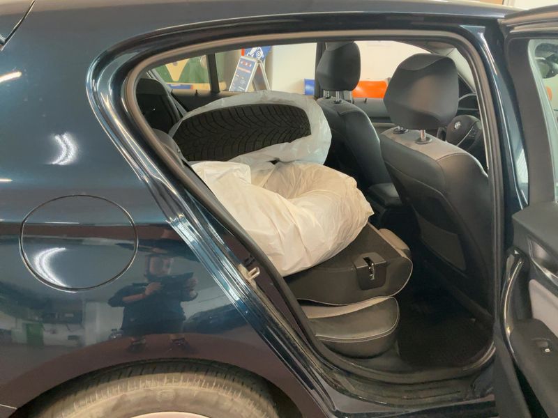 BMW 1er 116i 2012 – снимка 20