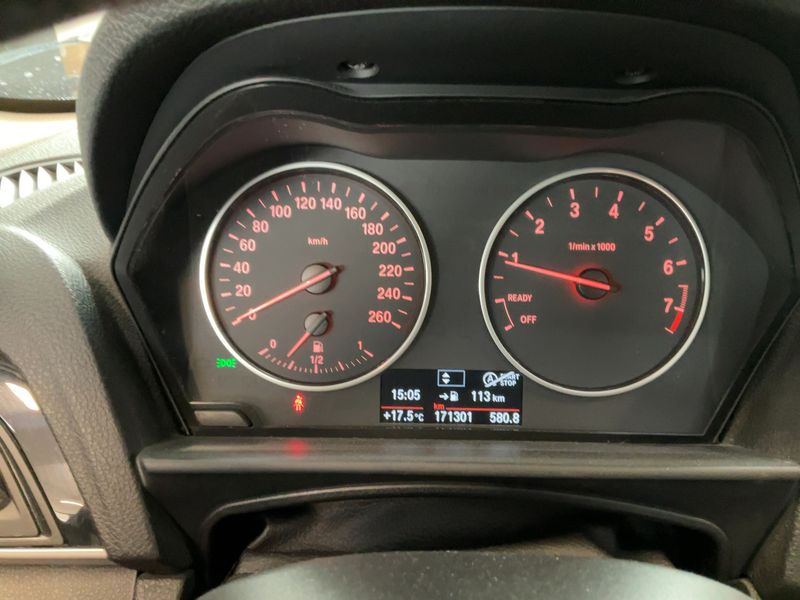 BMW 1er 116i 2012 – снимка 19